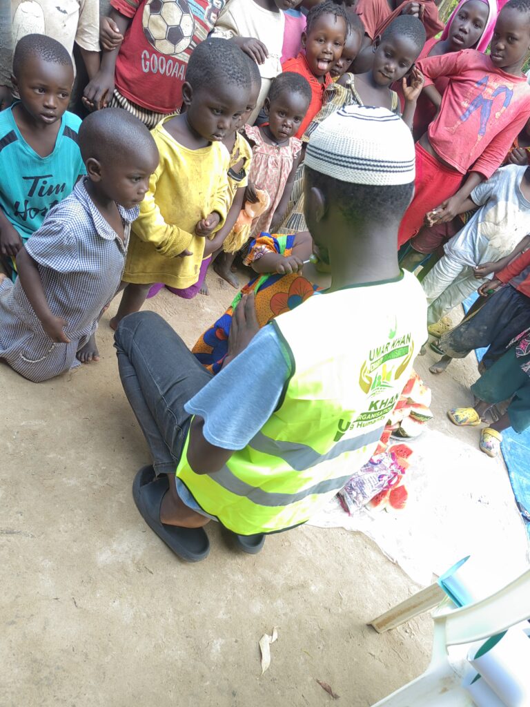 Volunteer 2 Umar khan charity